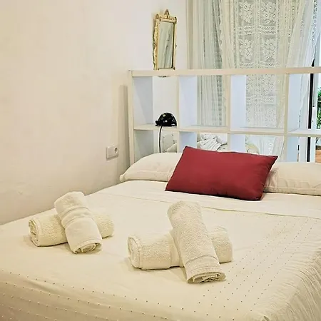 Apartamento Sweet Catalina-centric 4 Guests *
